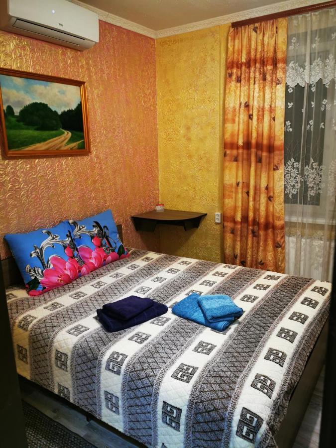 Міні Квартал Hotel Yahotyn Exterior photo